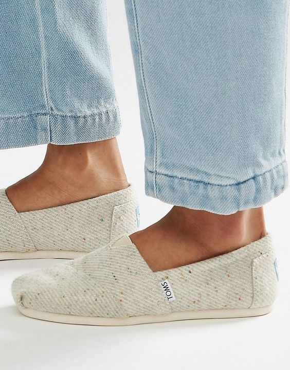 Schuhe ohne Socken tragen mit Zederna