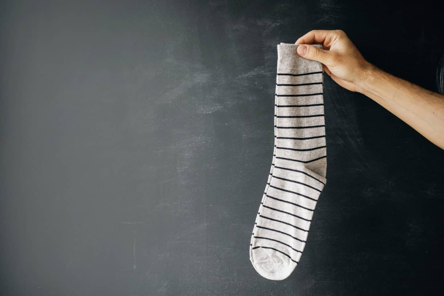 MEDICAL COOL Socken mit 60%-Anteil von biogenem Silber gegen Fussgeruch.Knielang 